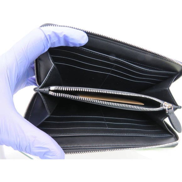 BURBERRY ELMORE BLACK LOGO EMBOSSED LEATHER ZIP AROUND CLUTCH CONTINENTAL WALLET - Picture 6 of 15